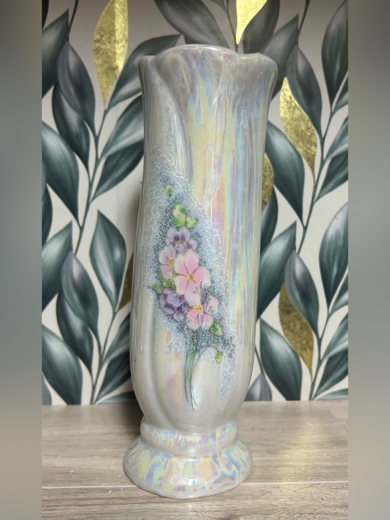 Other - Vintage Opalescent Lustreware Bud Vase